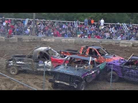 USA Demolition Derby Championship 2018 Truck Heat (Saline, Michigan)