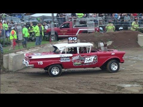 Pine City Mn 2018  Antiques, Old Iron, Couples Pt 1 Demo Derby