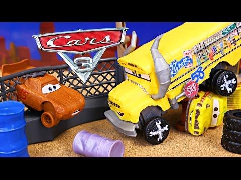 Disney Cars At The Lightning At The Demolition Smash And Crash Derby | ToysReviewToys | Kids Toys